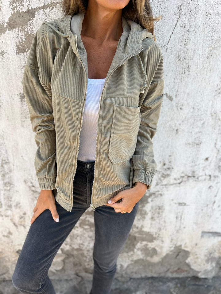 Isabella  Casual jacket with hood and zip
