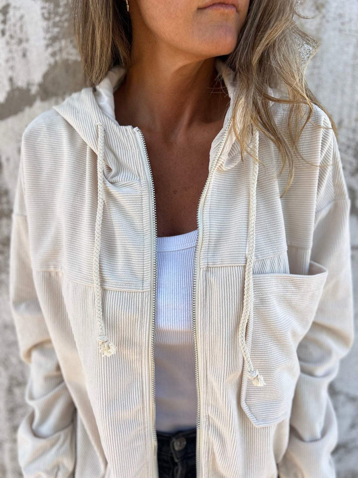Isabella  Casual jacket with hood and zip