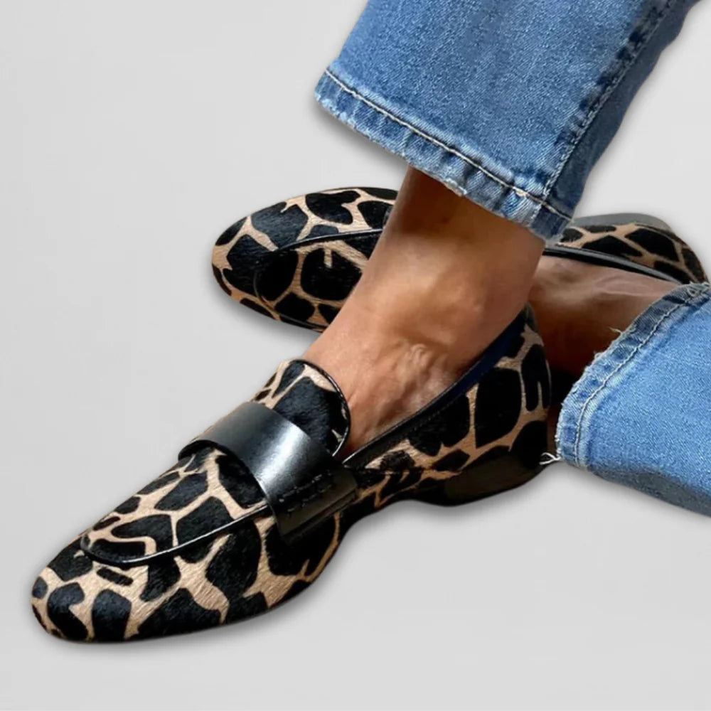 Elizabeth | Loafer with Animal Print