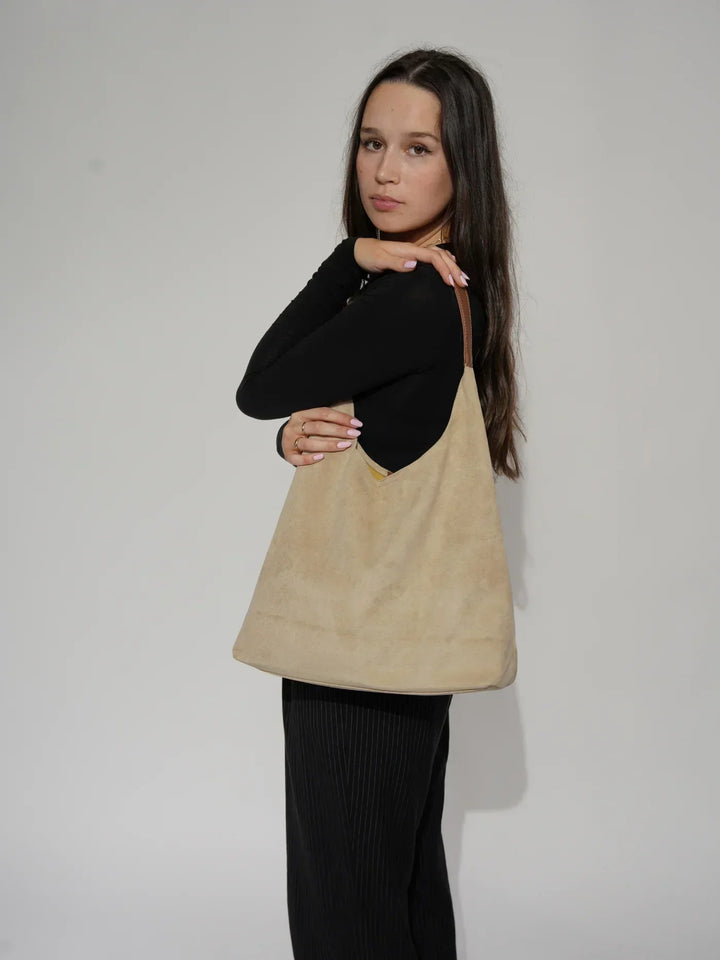 Chic and Versatile Shoulder Bag for Women