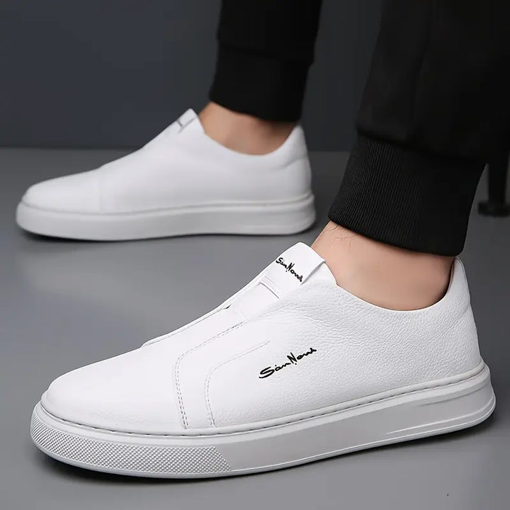 SHORELINE SNEAKERS