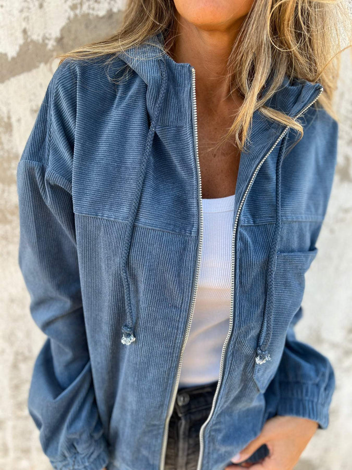 Isabella  Casual jacket with hood and zip
