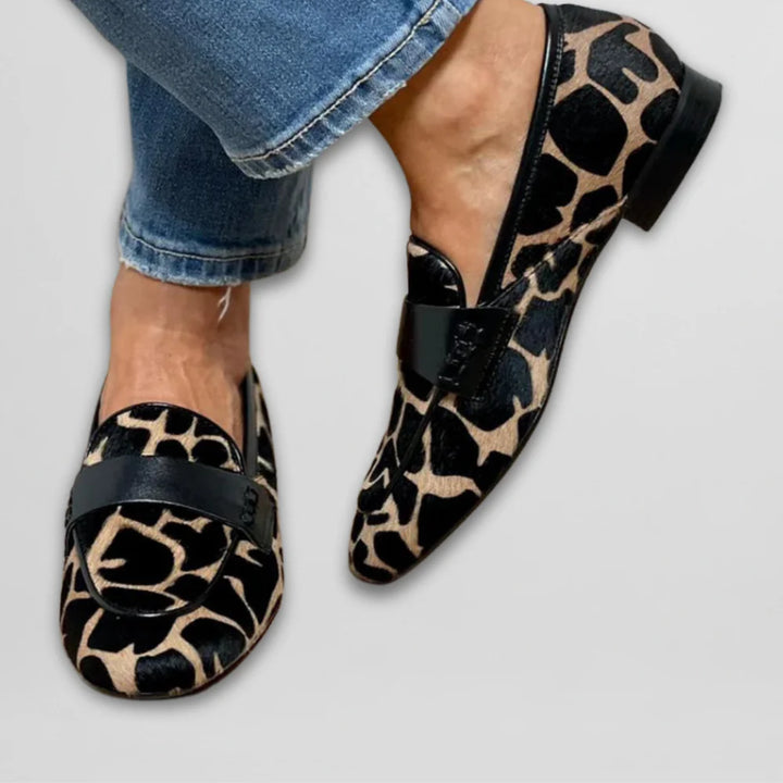 Elizabeth | Loafer with Animal Print