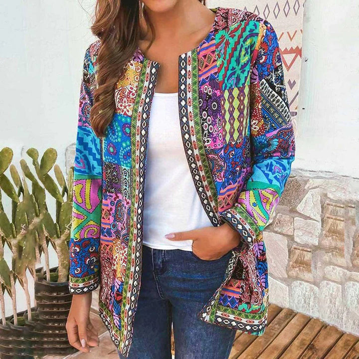 Elegant and Stylish Women's Coat – Premium Design for Chic Everyday Wear