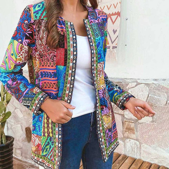 Elegant and Stylish Women's Coat – Premium Design for Chic Everyday Wear