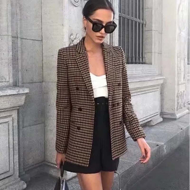 Women's  classic blazer with lapel collar and long sleeves