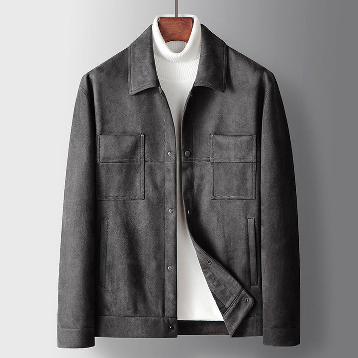Men's jacket with lapels and snap button closure