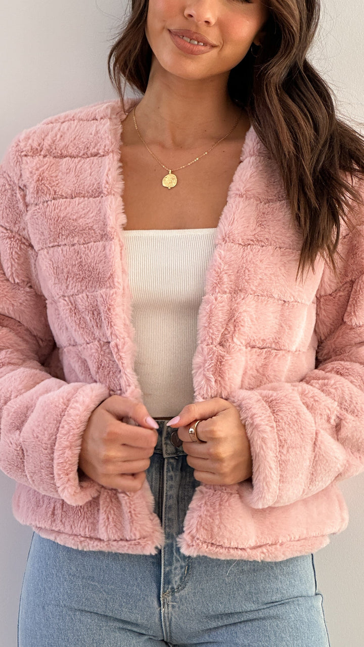 Women’s Crop Jacket – Faux Fur – Quilted – Open Front – Structured Fit – Plush Texture