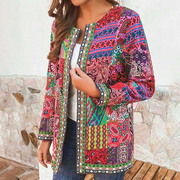 Elegant and Stylish Women's Coat – Premium Design for Chic Everyday Wear