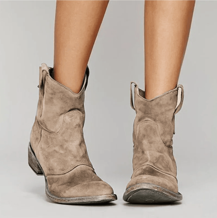 Charlotte Ridge Suede Boots