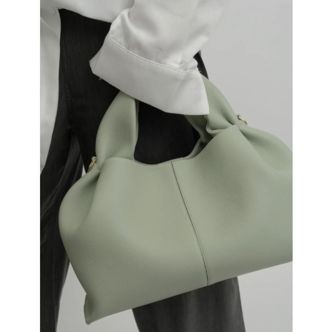 Women's Classic Handbag - Spacious & Elegant