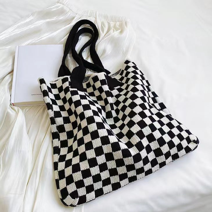 Women's Crocheted Tote Bag - Stylish Handmade Spacious Durable