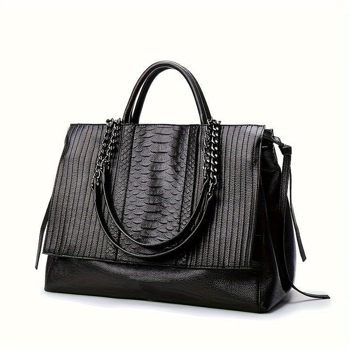 Chic and Casual Black Shoulder Bag for Women