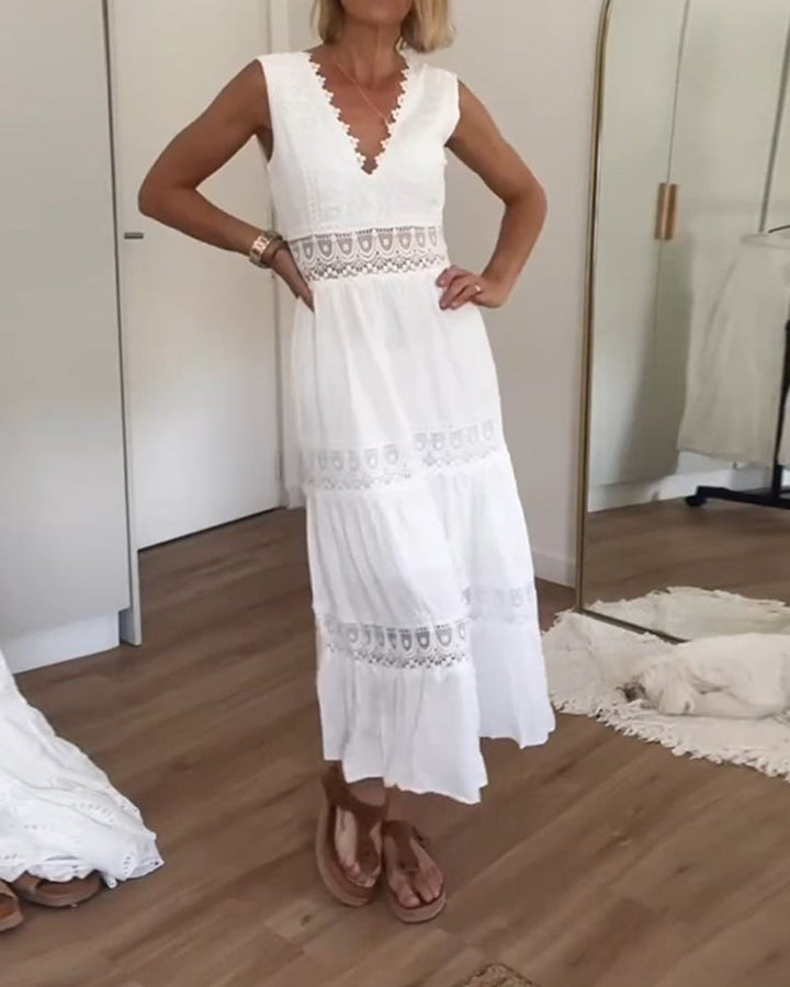 Charlotte | Sleeveless Boho-Style Midi Dress with Lace Details